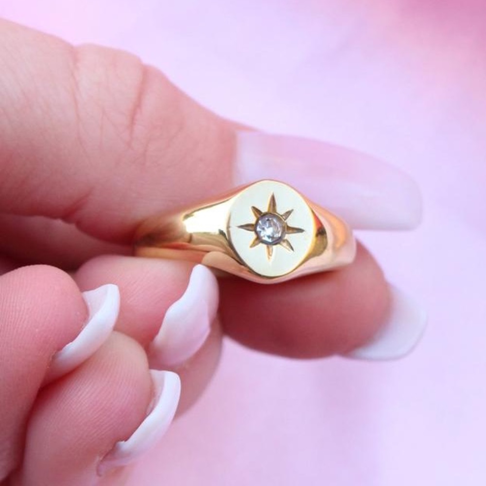 Star Signet Ring 18k Gold Plated Stainless Steel